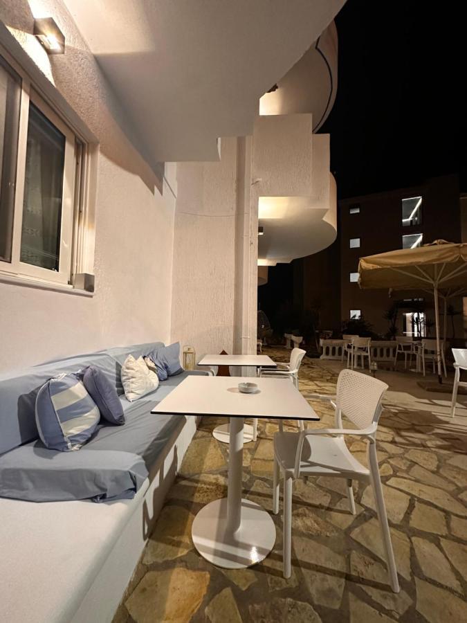 Hotel Belle Vue Ksamil Exterior photo