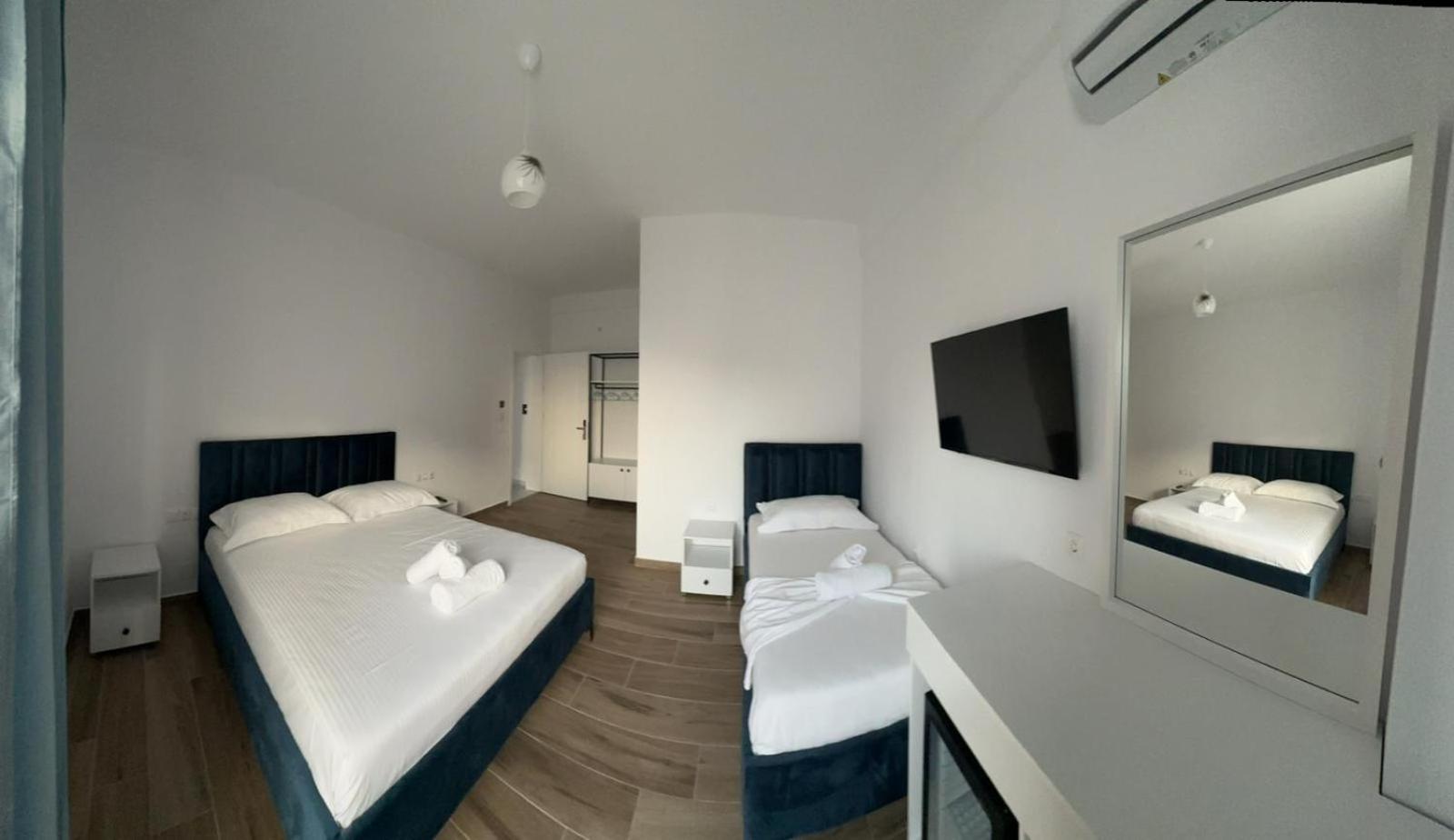 Hotel Belle Vue Ksamil Exterior photo